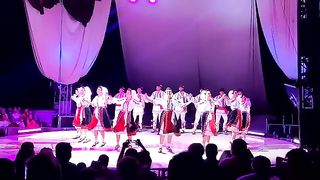 Romanian folk dance