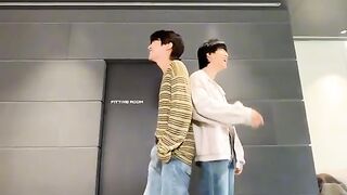 Dance 44