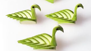 How to Carve Fruit Very Fast and Beauty 2