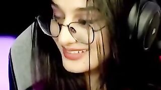 Sahi jabab coments Karo guess
