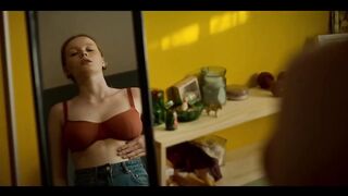 Royalteen   Kiss Scene — Lena and Kalle Ines Hoysaeter Asserson and Mathias Storhoi