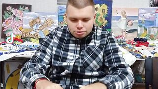 «Мы будем делать свечи вплоть до победы»