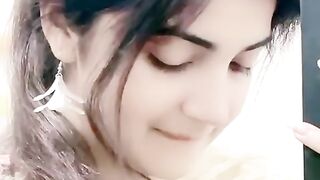 Zabardast Muskarahat aor Batain