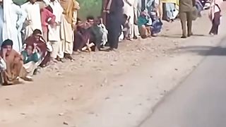 Banay Nain Sahi Bola Yeah Adam Haiy Hi Issy Qabil
