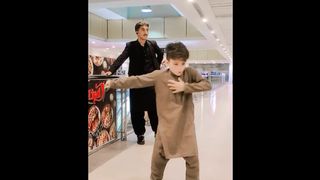 Boy Dancing ????