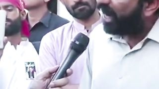 Khan Ki Nafrat Mean Awam Aor Mulk Ka Bhurkass Nikal Deya