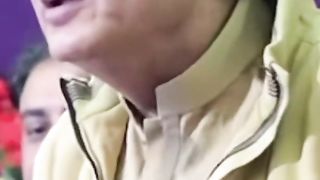 dunya me Aap ko Achha bibi Allah ne dedi ????