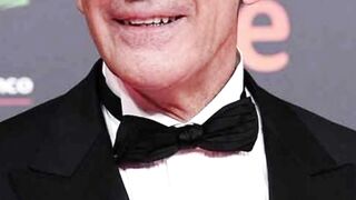 Antonio Banderas Net Worth 2023 | Hollywood Actor Antonio Banderas