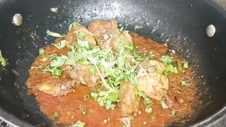 Restaurant wali chicken karahi at home