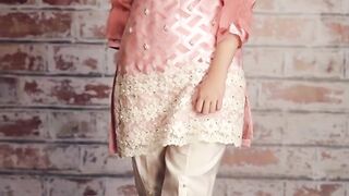Komal Aziz #Shorts #Pakistani Actress # Dresses #Actress Photos