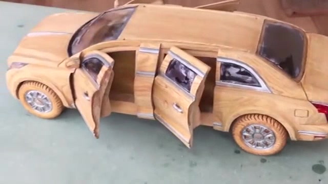 Деревянные модели машин
