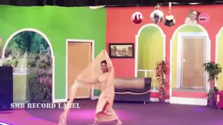 NARGIS PUNJABI SONG PERFORMANCE KEETA AKHIYAN SAWAL NASEEBO LAL SMB.