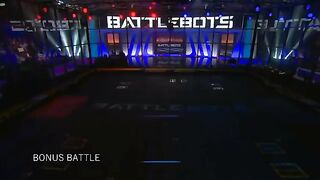 Nightmare VS. Mammoth (Battle Bots)