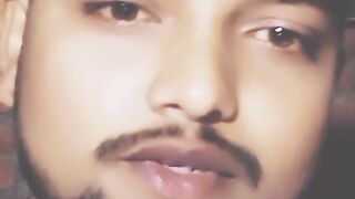 Kahte hai khubsurat Logo ko dekhne se Umar badhti hai ????