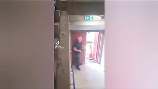SCARE CAM