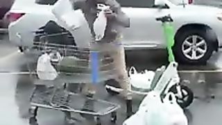 Man picks up Groceries on a Scooter!
