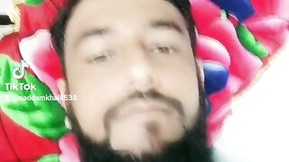 Tere piyar di kia bat ha ایسے ہی چلتا ہے