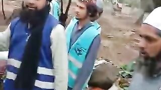 قرآن کا ادب کرو مسلمانو