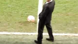 Funny moment in football 3