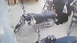 اک نظر ادھر بھی 2