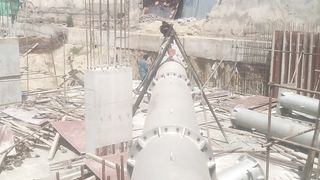 Strut dismantling