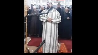 Namaz  K Doran Bili Aa Gai Phir Us Nay Imam K Sath Kia Kia Subhanallah Video Viral 2