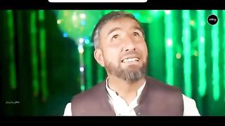 Blind mab sing a Naat sharif with lil children