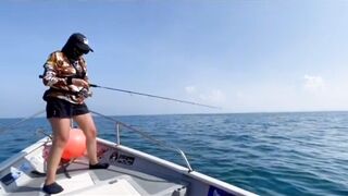 Amazing Lady Anglers Strike Fish Monster
