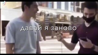 Я ору с него