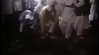 Murshid to gya sath me mured ko be ly doba????????