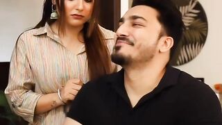 Meyan nain Khub Jawab Deya. Larki Haeran