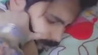 Kash koi hume bhi ese othata ಥ⁠‿⁠ಥ
