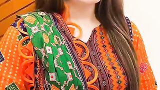 Mashwara To Bahut Zabardast haiy mugar