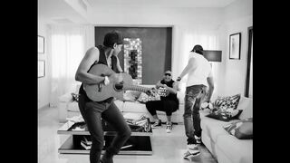 Enrique Iglesias - Bailando ft. Descemer Bueno, Gente De Zona 2