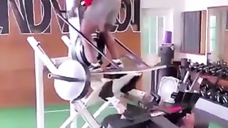 subscribe at a gym