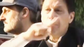 Khan Saab Islieay Too Apko Aaanin Naheen Day Rahay
