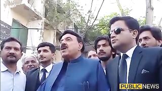 یہ کوئی ان کے باپ کا پیسہ نہیں ہمارا پیسہ ہے | Public News