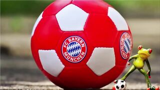 0:00 / 10:03 Sadio Mané sanctionné lourdement par le Bayern après sa bagarre, Retraites,Pierre Palmade,