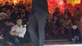 Duo Couple Dance on mehndi