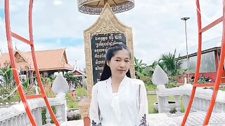 Take pictures during Phchum Ben