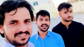 میچ کھیلنے جارہے تھے