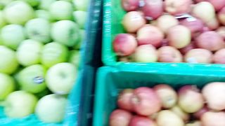 Eat apple daily to stay fit and strong forever