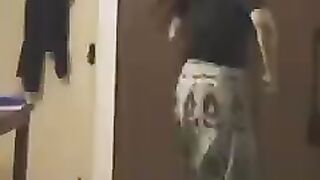Enjoy girls dance