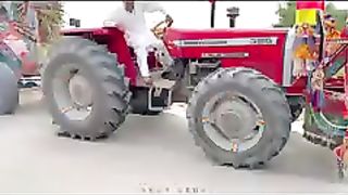 Five tractor ????