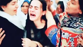 کفن ہٹا کر بابا