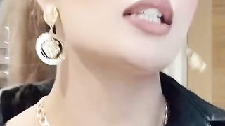 Jasleen x beautiful girl