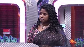 Namma Heroes Pattaiya Kelapurangapa! | Ranjithame - Best Moments | Sun TV