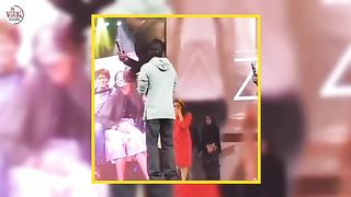 Shahrukh Khan And Muslim Hijab Girl Viral Video From malikshakil610@gmail.com
