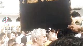 ماشاءاللہ عمرہ مبارک ہو اپنی دعاؤں میں ضرور یاد رکھنا