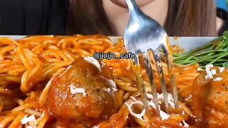 Yummy spaghetti with meatballs